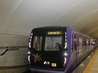 Maliyyə Nazirliyi Bakı metrosuna 245 milyon manat&nbsp;faizsiz kredit verib