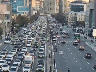 Sürücülərin nəzərinə - tıxac olan yolların SİYAHISI