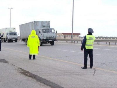 Yük maşınlarının sürücülərinin NƏZƏRİNƏ!