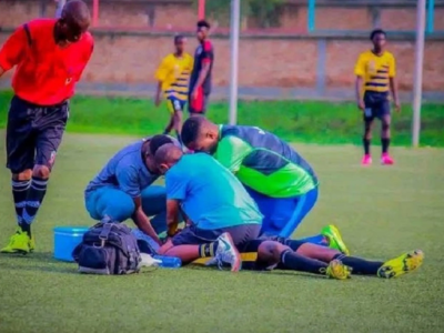 Futbolçu oyun zamanı vəfat etdi