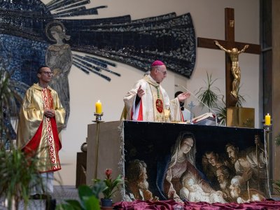 Bakıda Milad bayramı ərəfəsində dualar edilib &ndash; Fotoreportaj