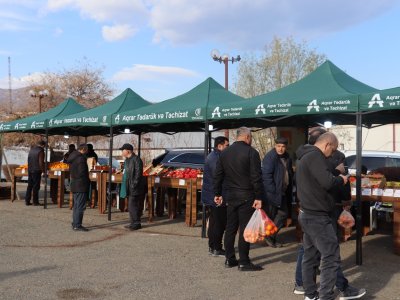 Xankəndidə Yeni il yarmarkası təşkil olunub - FOTO