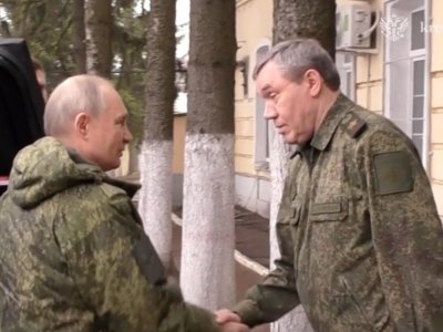 Putinə daha bir şəhərin ələ keçirildiyi məruzə edildi