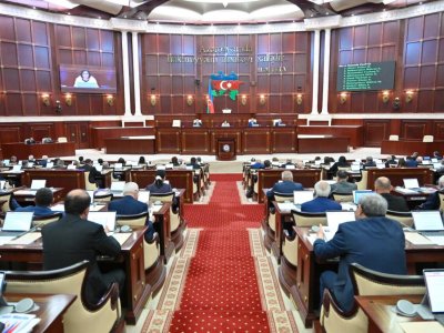 Milli Məclisdə kadr və struktur dəyişikliyi