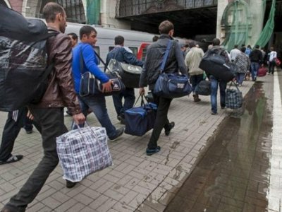 Qarabağdan könüllü&nbsp;köçmüş ermənilər Ermənistanı da TƏRK EDİR