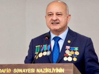 Elçin İsgəndərzadə İlin Alimi seçildi