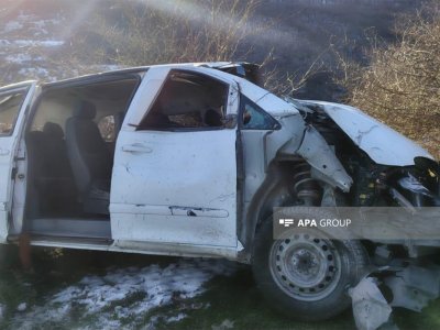 Lerikdə ağır qəza: 6 nəfər yaralandı