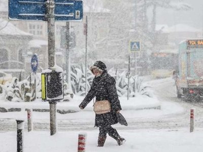 Bakıda külək, rayonlarda qar&nbsp;-&nbsp;FAKTİKİ HAVA