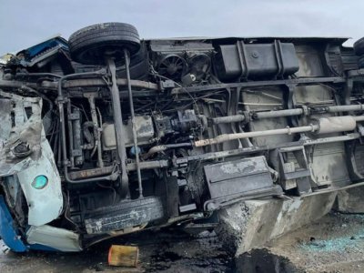 Astarada mikrovtobus aşıb, ölən və xəsarət alanlar var