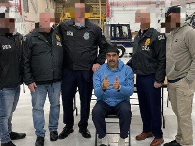 Maduronun ağ corabı və qara şap-şapısının MESAJI