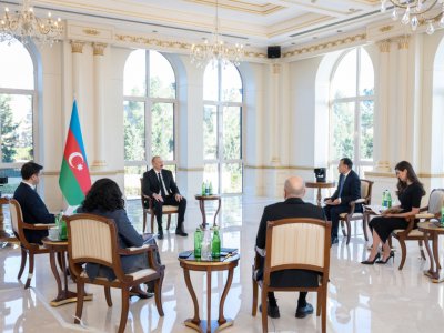 İlham Əliyev yerli telekanallara MÜSAHİBƏ VERDİ