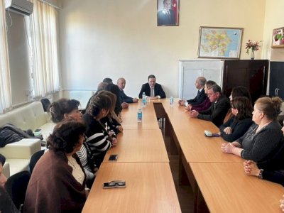 Bu kollecə direktor əvəzi təyin edildi