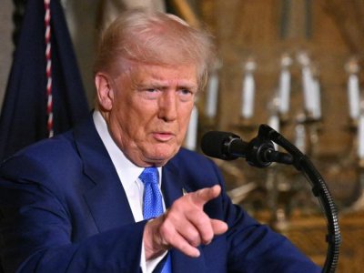 Tramp İrandakı etirazçılara müraciət etdi: möhkəm durun!