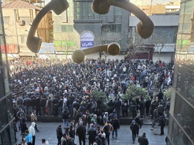 İranda internet&nbsp;12 saatdır kəsilib