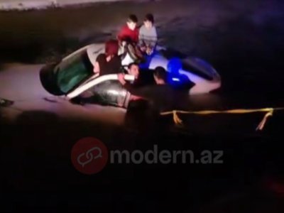Füzulidə polis 5 nəfərlik ailəni ölümdən xilas etdi - VİDEO