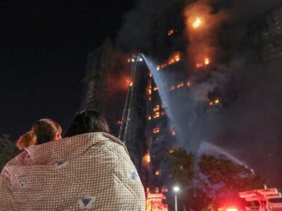 Honkonqda çoxmərtəbəli binada YANĞIN