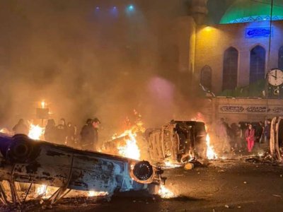 İranda 150 təcili yardım maşını zədələnib