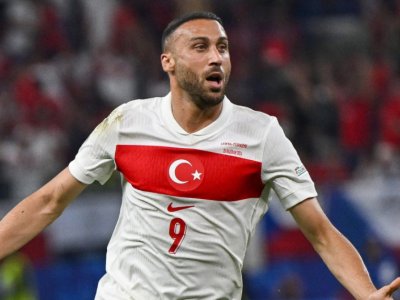 Cenk Tosun Azərbaycanda oynamaq istəyir