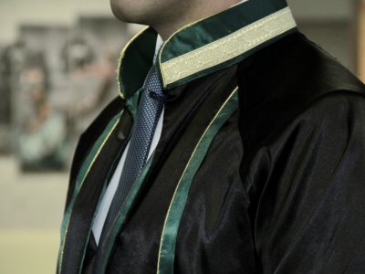 Azərbaycanda 5 nəfər vəkillikdən&nbsp;uzaqlaşdırıldı