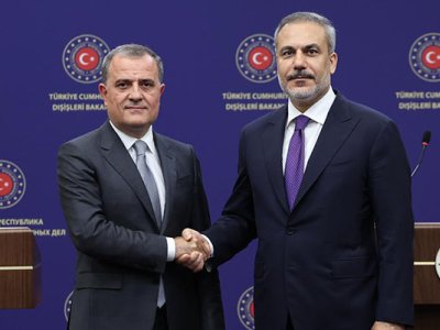 Ceyhun Bayramov Hakan Fidanla telefonla danışdı&nbsp;&nbsp;