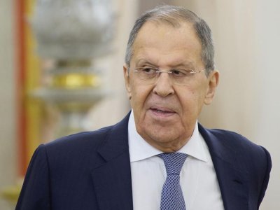 Lavrov Qrenlandiyanı Krımla müqayisə edib