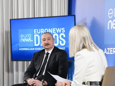 Ermənistana gedən yüklərin daşınmasında bütün məhdudiyyətləri götürdük - Prezident