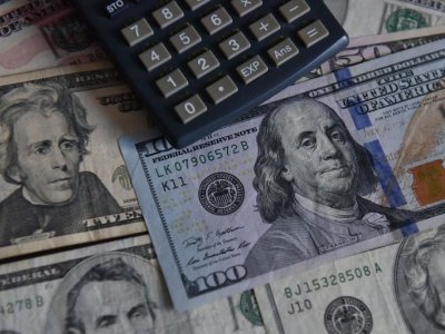 Bu ölkənin borcu hər saniyə&nbsp;71 min dollar artır