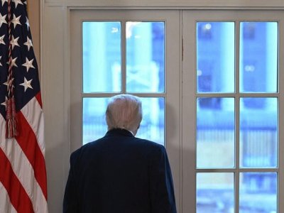 Cəmi bir ildir hakimiyyətdədir - dünya tarixini yenidən YAZIR