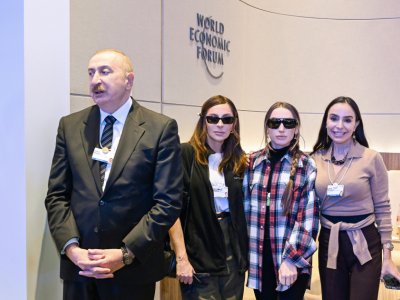 Prezident ailəsi ilə birlikdə Davosda - FOTOLAR