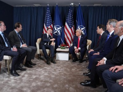 Tramp Avropanı bağışladı, amma müvəqqəti...