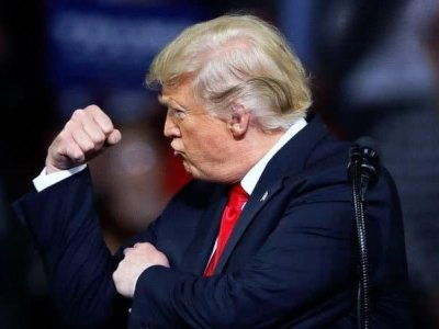 Tramp 1 ildə neçə ölkəni&nbsp;hədələyib?