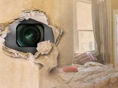 Yüksəkvəzifəli məmurun evinə gizli kamera quraşdıran şəxs həbs olunub