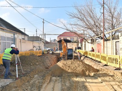 Üzərində evlər tikilən xətlərin yeri dəyişdirildi - VİDEO