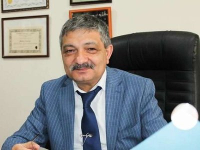 Tahir Əmiraslanovdan qadınlara çağırış: Ərinizi özünüz yedizdirin!