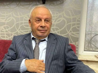 Teatrlara &ldquo;baş&rdquo; və ya &ldquo;ayaq&rdquo; rejissor yox, əsl rejissorlar lazımdır -&nbsp;Firuz Mustafa