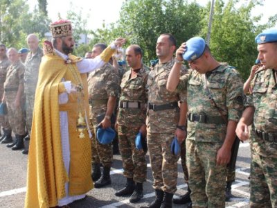 Ermənistan ordusundakı keşişlər QOVULDULAR