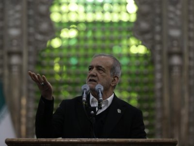 &ldquo;Problemlər xalqı görməməyimizdən irəli gəlir" - Pezeşkian