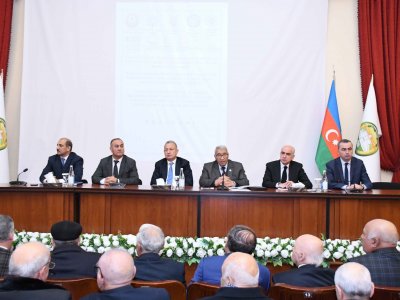 Gəncədə Gənclər Gününə həsr olunan regional konfrans - FOTOLAR