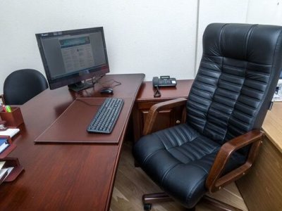 Nazir direktoru işdən çıxardı