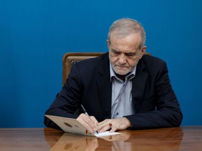 Pezeşkian göstəriş verdi: İran-ABŞ danışıqları BAŞLAYIR