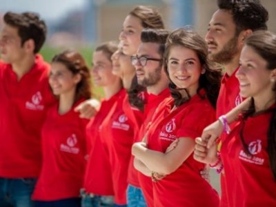 Azərbaycan əhalisinin neçə faizi gənclərdir? - Rəami açıqlama