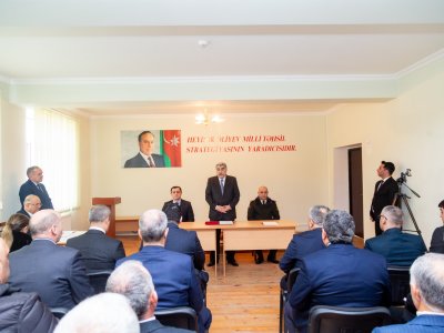 Rüstəm Xəlilov Peyk kənd sakinlərinin problemlərini dinləyib