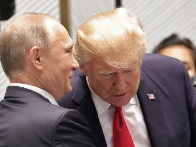 Tramp yenə &ldquo;tapmaca&rdquo; danışdı: Putinə dedim ki...