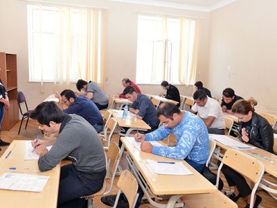 Köçürməyə şərait yaradan 159 imtahan nəzarətçisi işdən çıxarılıb