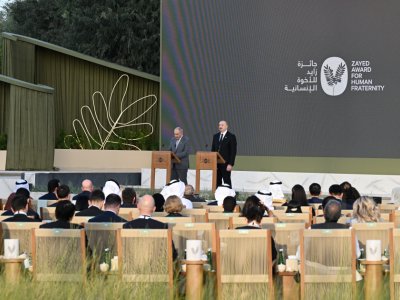 Biz sülh şəraitində yaşamağı öyrənirik - İlham Əliyev