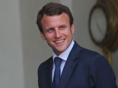 Makron məktəblilərə şəxsi həyatı barədə danışıb