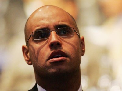 Qəddafinin oğluna hücum zamanı 18 güllə dəyib