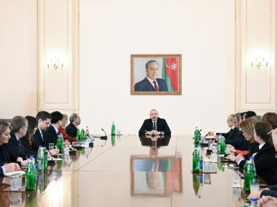 İlham Əliyev ABŞ Ticarət Palatasının nümayəndə heyətini qəbul etdi