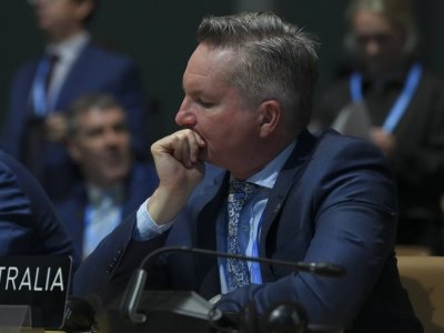 Bakıda nazirin başına iş gəldi -&nbsp;60 min dollarlıq QALMAQAL