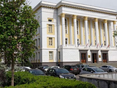 2 universitetin birləşdirilməsi ləğv olundu&nbsp;